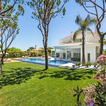 Sleeps 8 Pool Air Con T607959 Villa