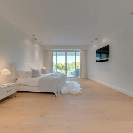 Villa Sleeps 8 Pool Air Con T607959 Quinta do Lago